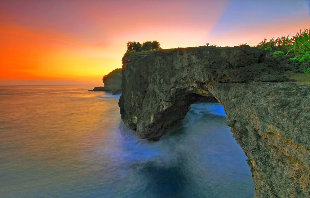 pantai-uug.jpg